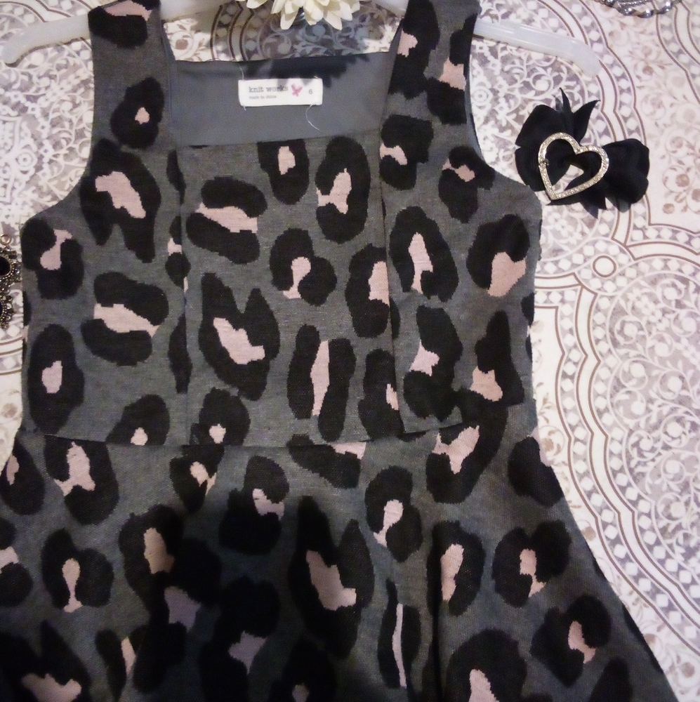Girls dress - Picture 7 of 9